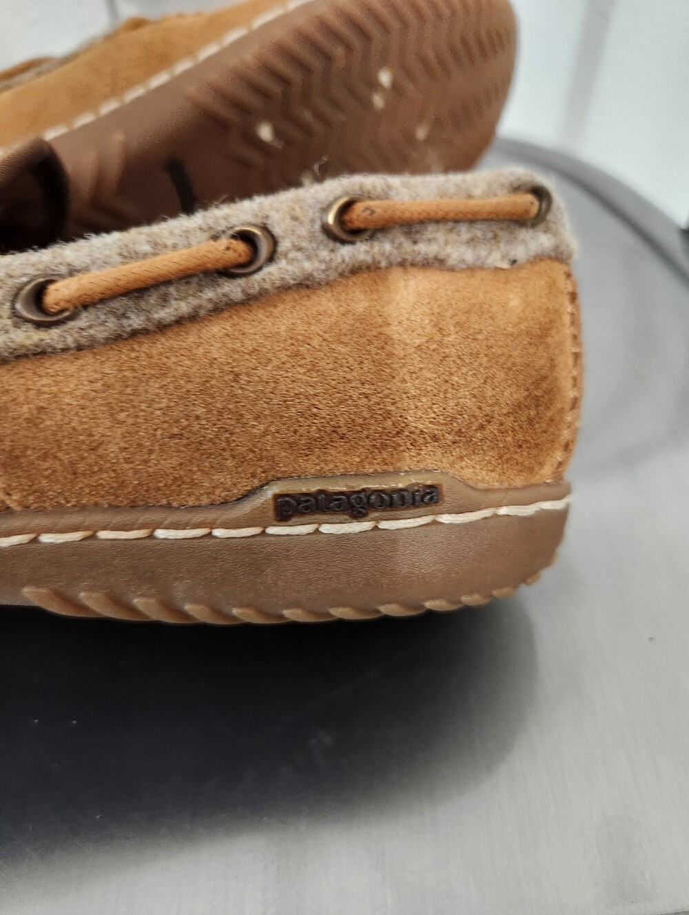 Women's 6.5 Patagonia Slip Ons Slippers Suede Moccasin Loafers - Picture 5 of 10
